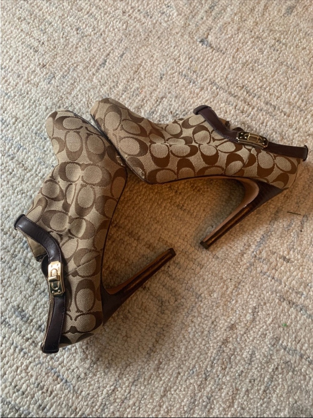 Coach Signature Khaki Heeled Booties Shoes Boots Heels Legacy Brown / Size 10 - Picture 4 of 7